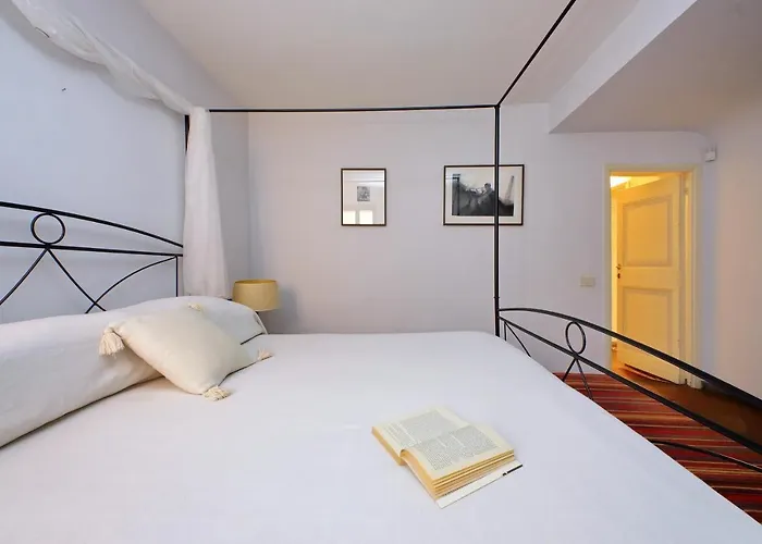Apartment Sangallo Charme Rome